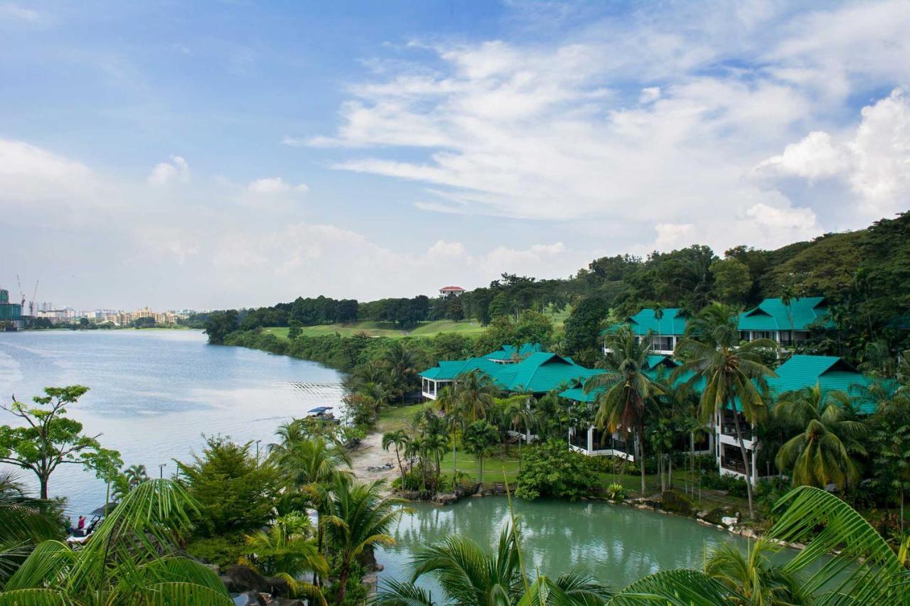 Mines Beach Resort Hotel Seri Kembangan Kültér fotó