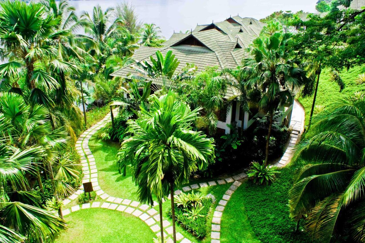 Mines Beach Resort Hotel Seri Kembangan Kültér fotó