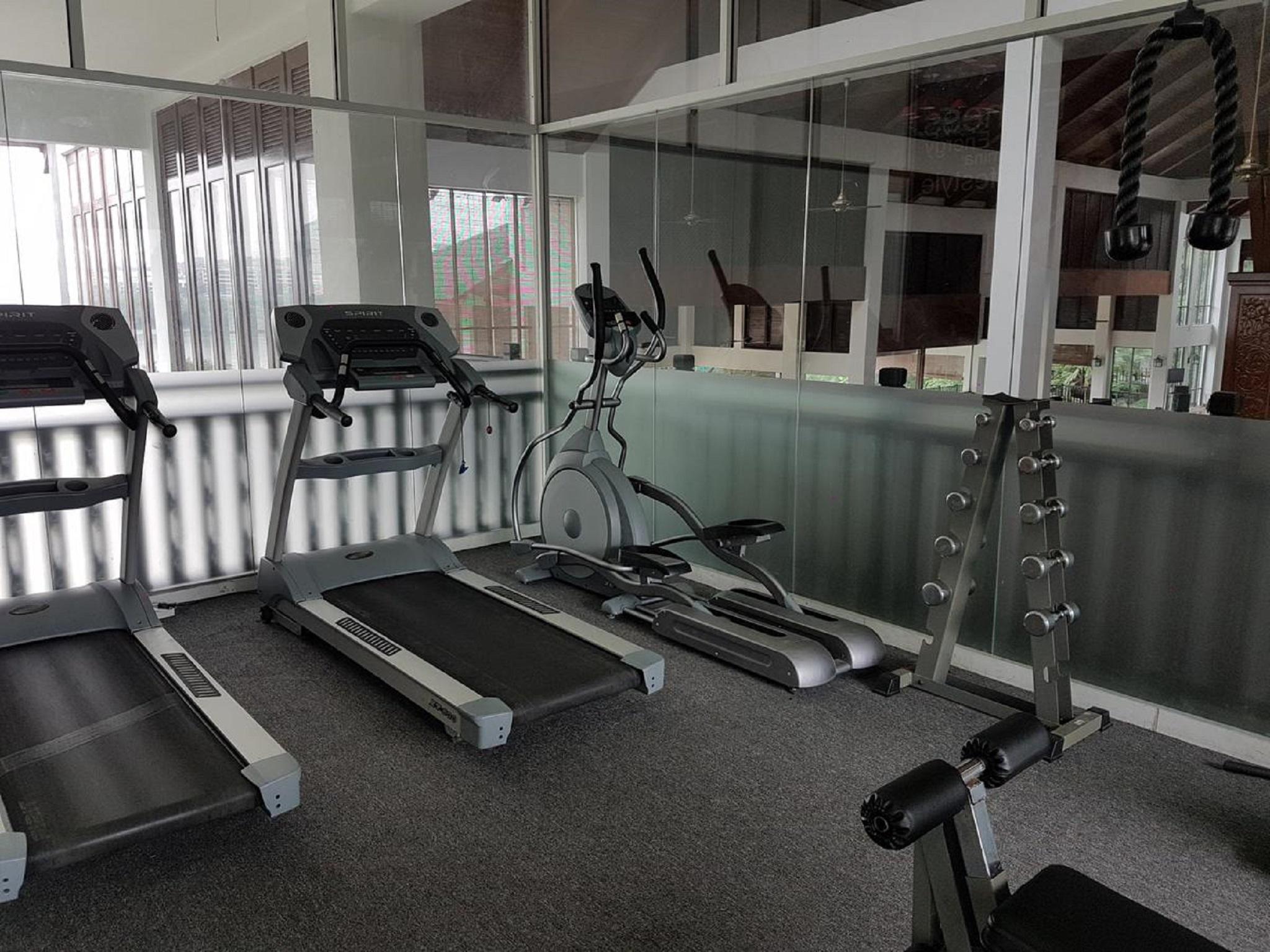 Mines Beach Resort Hotel Seri Kembangan Kültér fotó
