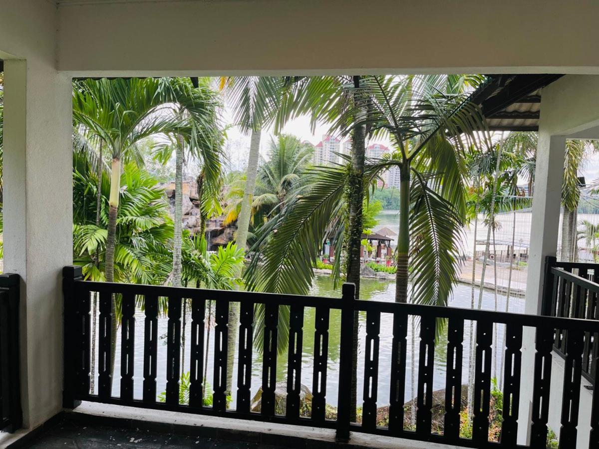 Mines Beach Resort Hotel Seri Kembangan Kültér fotó
